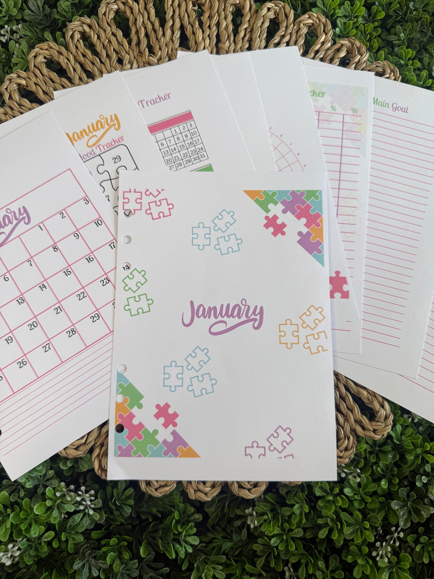 2026 January Puzzle Pieces Monthly Themed Spreads