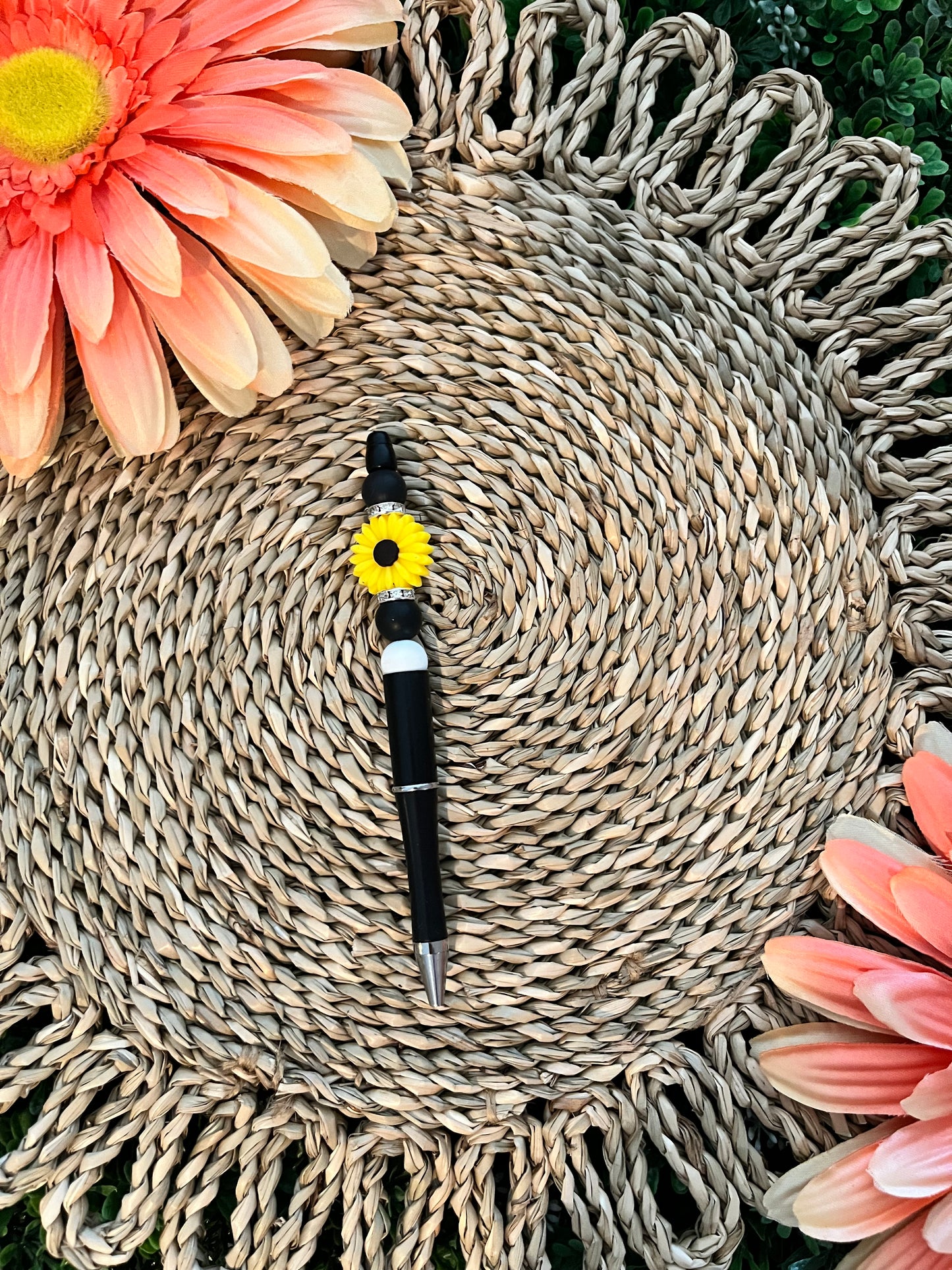 Daisy Beaded Pen