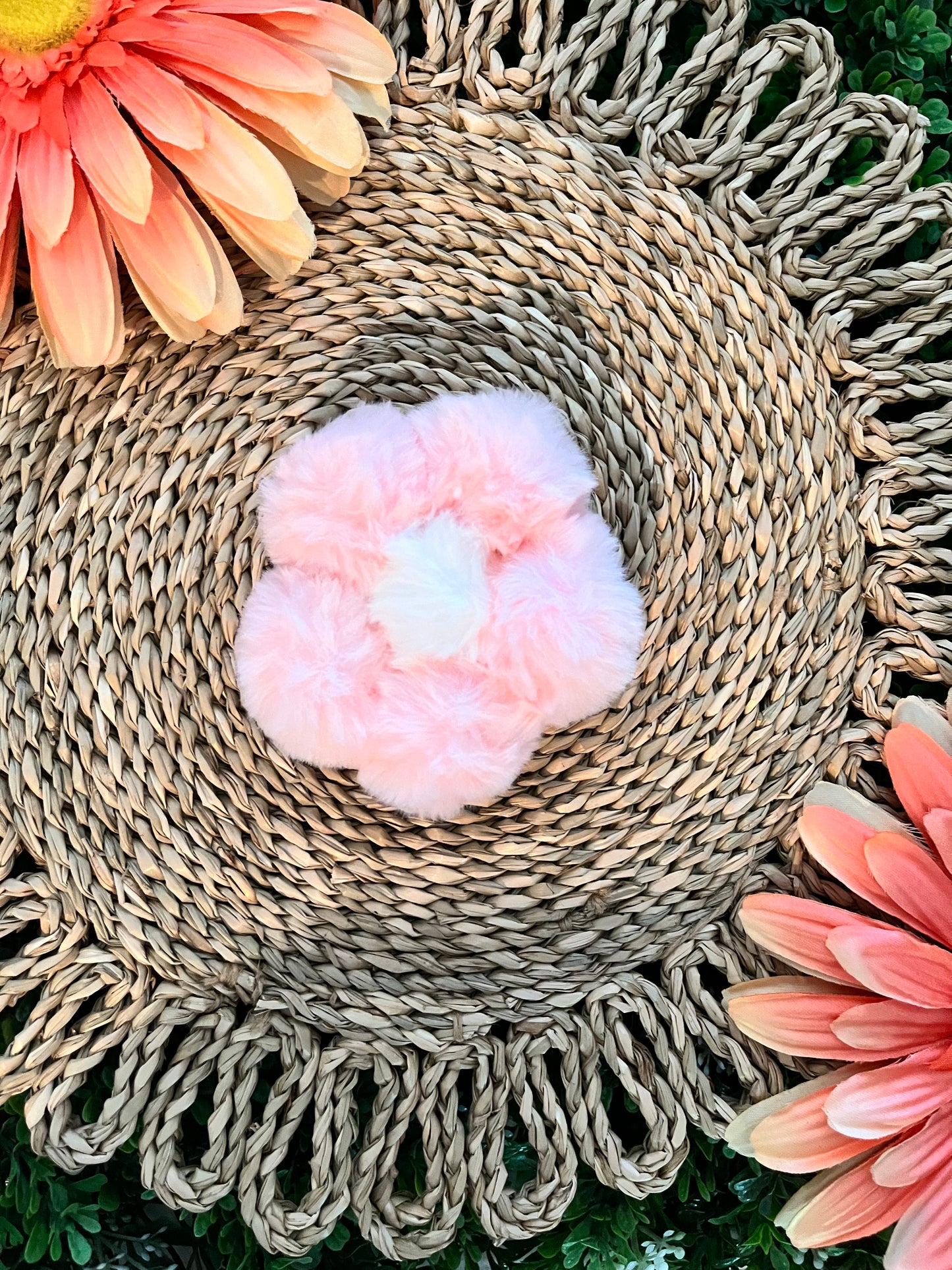 Flower Pom Pom Keychain